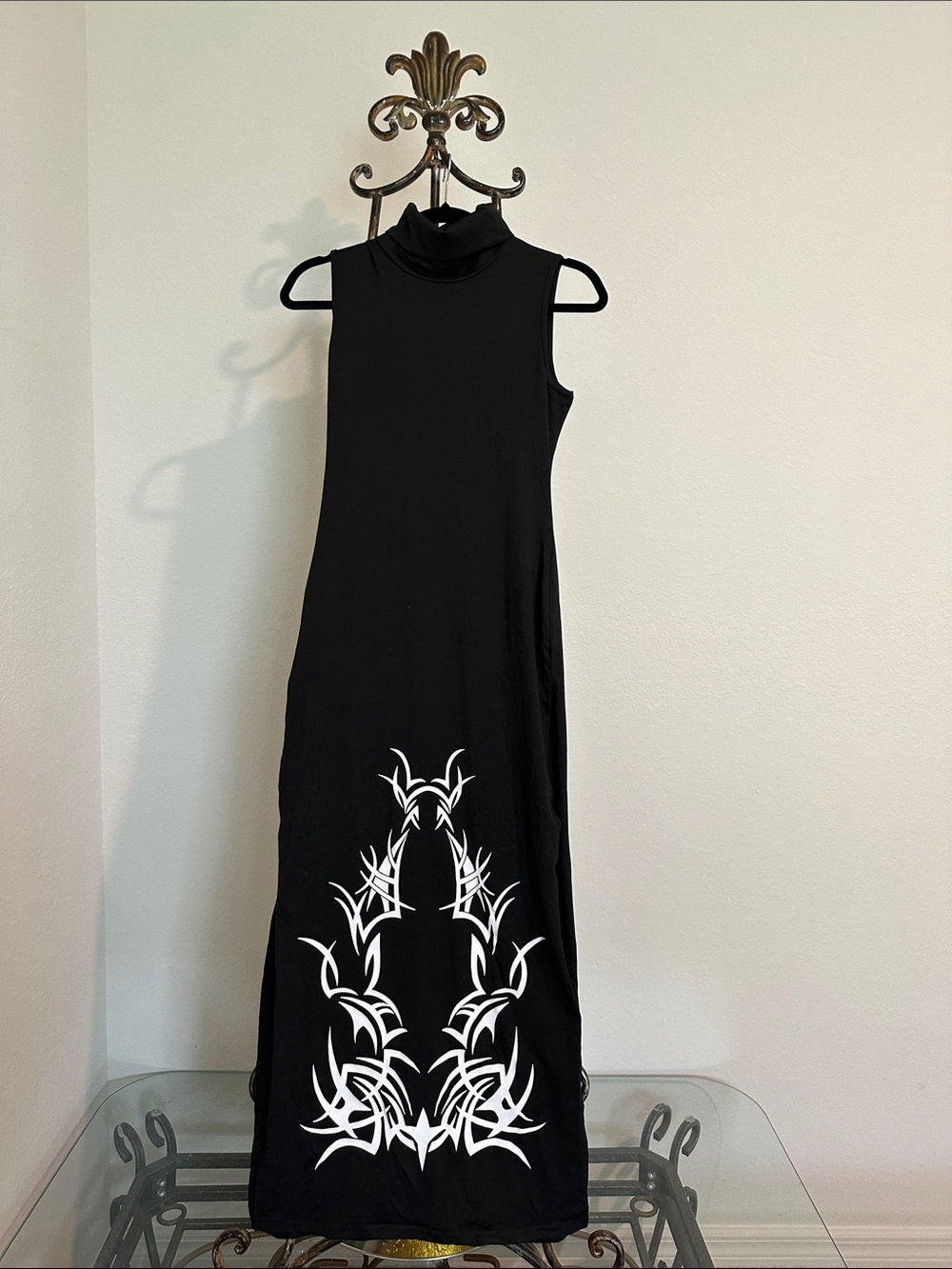 Sleeveless Black Maxi Dress with White Graphic Hem - Picture 2 of 3